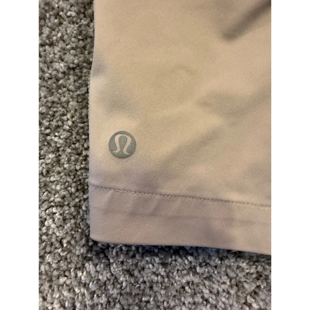 Lululemon‎ Athletica Tan Shorts Size 4 Casual Golf Walking